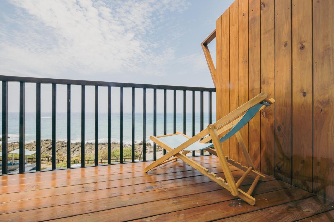 Chuanfanrock Haku Beach Days Inn Cape Eluanbi Bagian luar foto